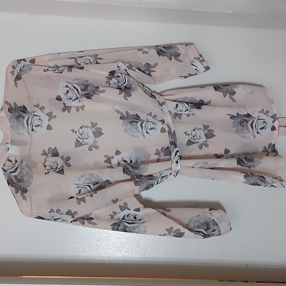 H&M Sheer Kimono - Picture 7 of 7